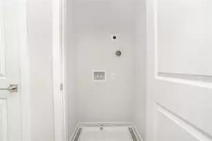 360 Dempsey Dr, Fayetteville, GA 30214 - Photo 10