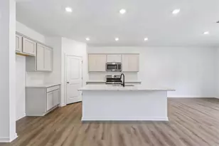 7328 Tenton Xing, Locust Grove, GA 30248 - Photo 4