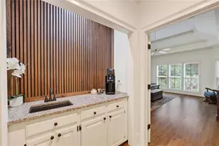 555 Twinflower Ct, Roswell, GA 30075 - Photo 12