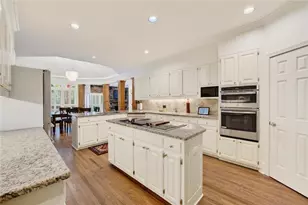 555 Twinflower Ct, Roswell, GA 30075 - Photo 26