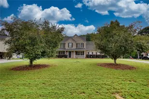 528 Ansley Forest Dr, Monroe, GA 30655 - Photo 2
