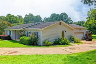 4410 Meadow Trail, Cumming, GA 30028 - Photo 4