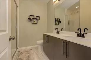 1215 Cushenberry Ln, Atlanta, GA 30318 - Photo 16