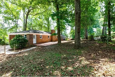 3979 Potomac Drive NW, Kennesaw, GA 30144 - Photo 32