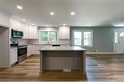 3979 Potomac Drive NW, Kennesaw, GA 30144 - Photo 8