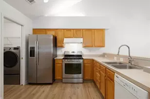 2191 Rockbridge Rd, Stone Mountain, GA 30087 - Photo 12