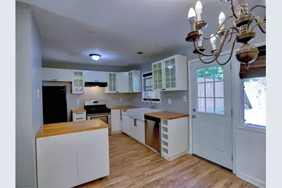 3539 Kennesaw Station Drive NW, Kennesaw, GA 30144 - Photo 16