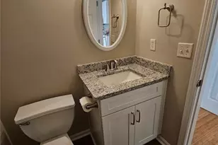 733 Vinebrook Ln, Suwanee, GA 30024 - Photo 6