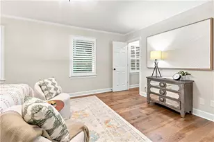 736 Olde Towne Ln, Marietta, GA 30068 - Photo 16