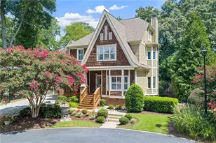 536 Peachtree Oak Dr, Norcross, GA 30071 - Photo 2