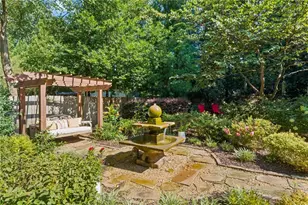 536 Peachtree Oak Dr, Norcross, GA 30071 - Photo 18
