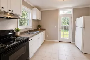 2061 Marshes Glenn Dr, Norcross, GA 30071 - Photo 18