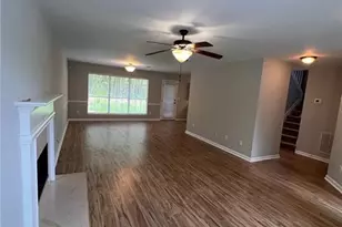 5670 Windswept Trce, Sugar Hill, GA 30518 - Photo 2