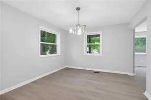 1815 Venetian Dr SW, Atlanta, GA 30311 - Photo 12