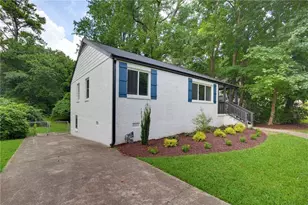 1815 Venetian Dr SW, Atlanta, GA 30311 - Photo 32