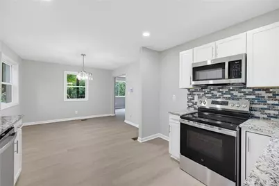 1815 Venetian Drive SW, Atlanta, GA 30311 - Photo 16