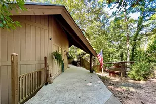 3215 The Trail Rd, Gainesville, GA 30501 - Photo 2