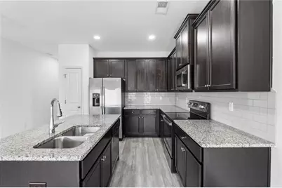 7134 Gladstone Circle, Lithonia, GA 30038 - Photo 10