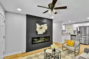 662 Melrose Dr, Forest Park, GA 30297 - Photo 2