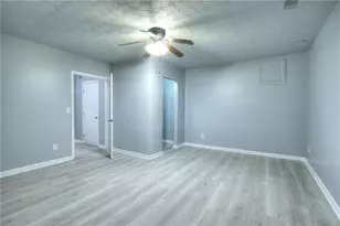 1106 Caroline Ct, Loganville, GA 30052 - Photo 18