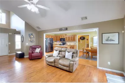 1106 Caroline Court, Loganville, GA 30052 - Photo 4