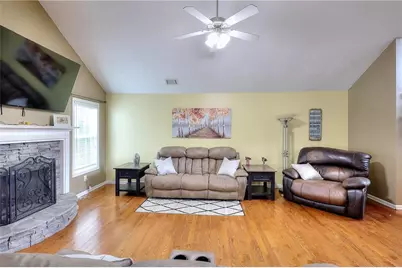 1106 Caroline Court, Loganville, GA 30052 - Photo 8