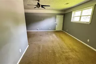 6200 Cherry Ln, Douglasville, GA 30134 - Photo 10