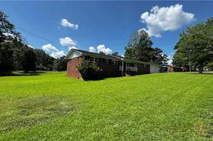 6200 Cherry Ln, Douglasville, GA 30134 - Photo 2
