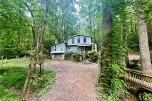 345 Banner Cir, Ellijay, GA 30540 - Photo 2