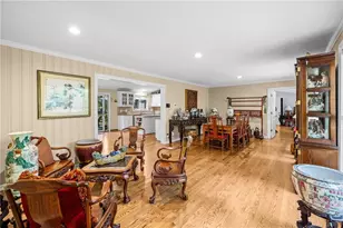 6488 Cherry Tree Ln, Sandy Springs, GA 30328 - Photo 8