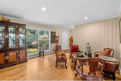 6488 Cherry Tree Lane, Sandy Springs, GA 30328 - Photo 10