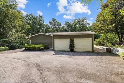 6488 Cherry Tree Lane, Sandy Springs, GA 30328 - Photo 88