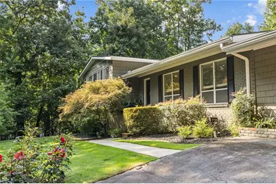 6488 Cherry Tree Lane, Sandy Springs, GA 30328 - Photo 4
