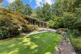 6488 Cherry Tree Ln, Sandy Springs, GA 30328 - Photo 6