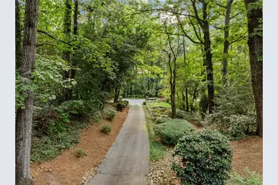6488 Cherry Tree Lane, Sandy Springs, GA 30328 - Photo 92