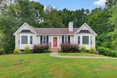 41 Camden Woods Drive NW, Cartersville, GA 30121 - Photo 2