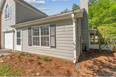 1047 Kennesborough Road NW, Kennesaw, GA 30144 - Photo 2