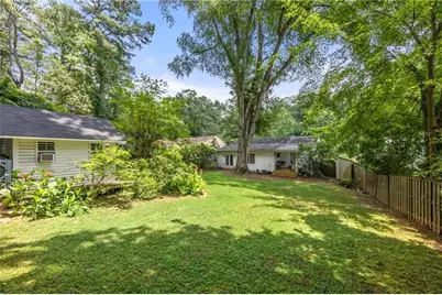 1122 Shepherds Lane NE, Atlanta, GA 30324 - Photo 34