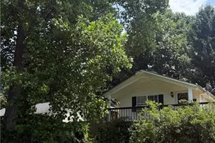 6435 Bonanza Ct, Gainesville, GA 30506 - Photo 4