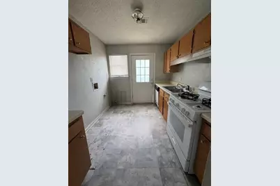 9053 Stoneleigh Trace, Douglasville, GA 30134 - Photo 4
