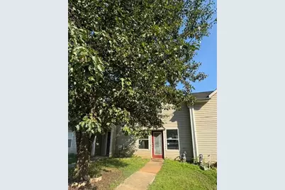 9053 Stoneleigh Trace, Douglasville, GA 30134 - Photo 2