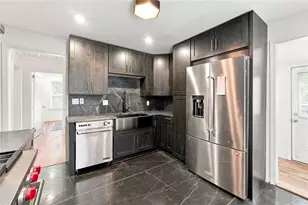 1911 Woodland Hills Ave NW, Atlanta, GA 30318 - Photo 10