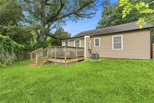 1911 Woodland Hills Ave NW, Atlanta, GA 30318 - Photo 24