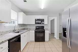 2545 Carolina Ridge, Riverdale, GA 30296 - Photo 14
