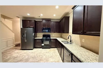 333 Knelston Oak Drive, Suwanee, GA 30024 - Photo 2
