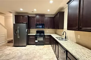 333 Knelston Oak Dr, Suwanee, GA 30024 - Photo 2