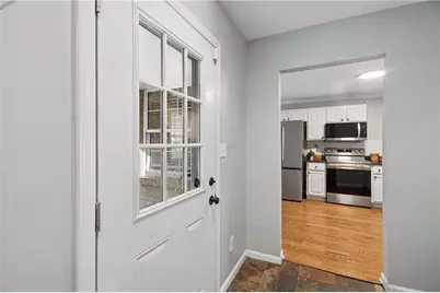 811 Wayland Court SE, Smyrna, GA 30080 - Photo 10