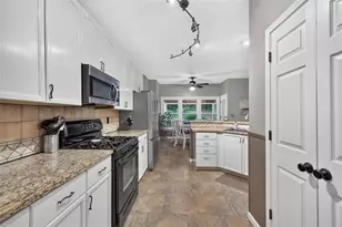 1400 Watercove Ln, Lawrenceville, GA 30043 - Photo 14