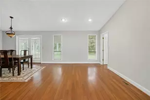 1660 Wingard Dr, Marietta, GA 30062 - Photo 6