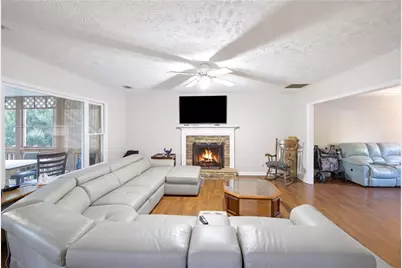 1920 Westover Lane NW, Kennesaw, GA 30152 - Photo 8